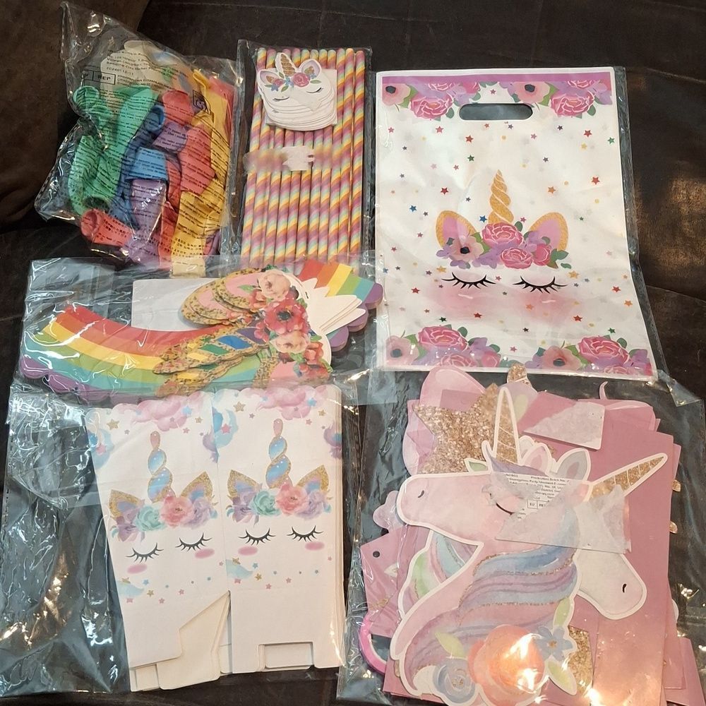 Unicorn Birthday Party Supplies & Decorations Set